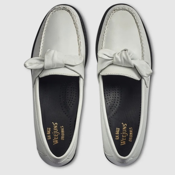 White Venetian Bow Weejuns - Picture 2 of 7